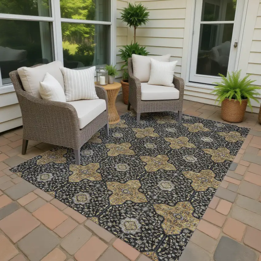 Black Copper And Gray Quatrefoil Washable Indoor Outdoor Area Rug Photo 4