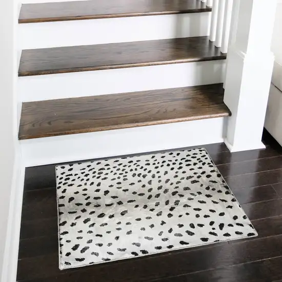 Black Gazelle Print Shag Handmade Non Skid Area Rug Photo 1