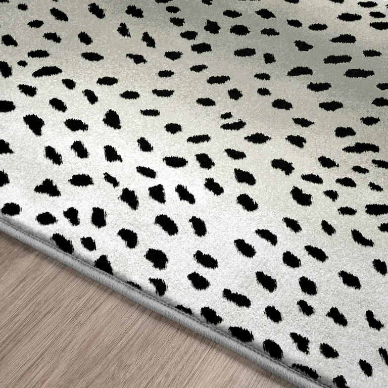 Black Gazelle Print Shag Handmade Non Skid Area Rug Photo 2