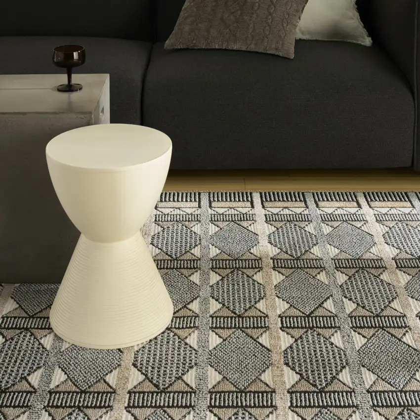 Black Geometric Area Rug Photo 6
