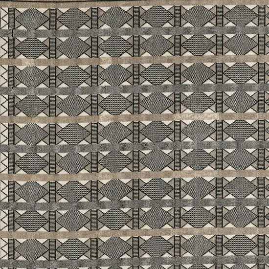 Black Geometric Area Rug Photo 9