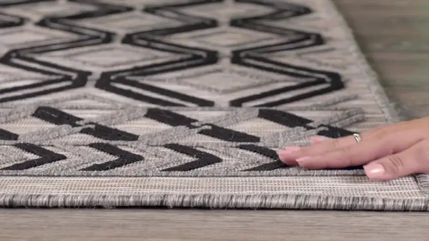 Black Geometric Indoor Outdoor Area Rug Photo 6