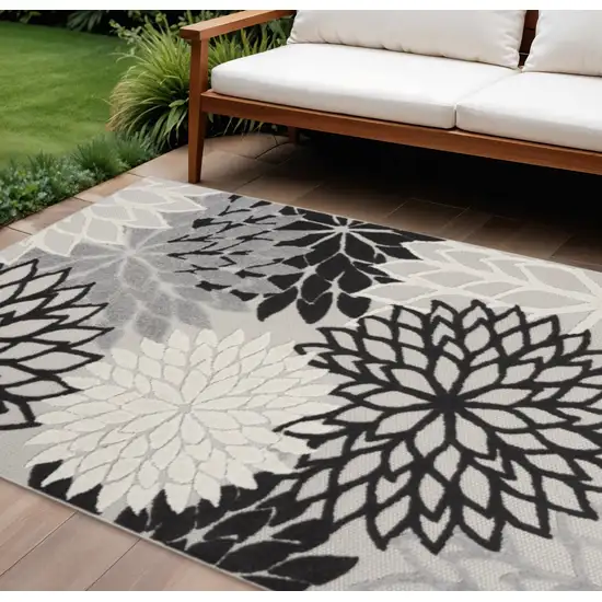 Black And White Handmade Indoor Outdoor Area Rug Photo 1