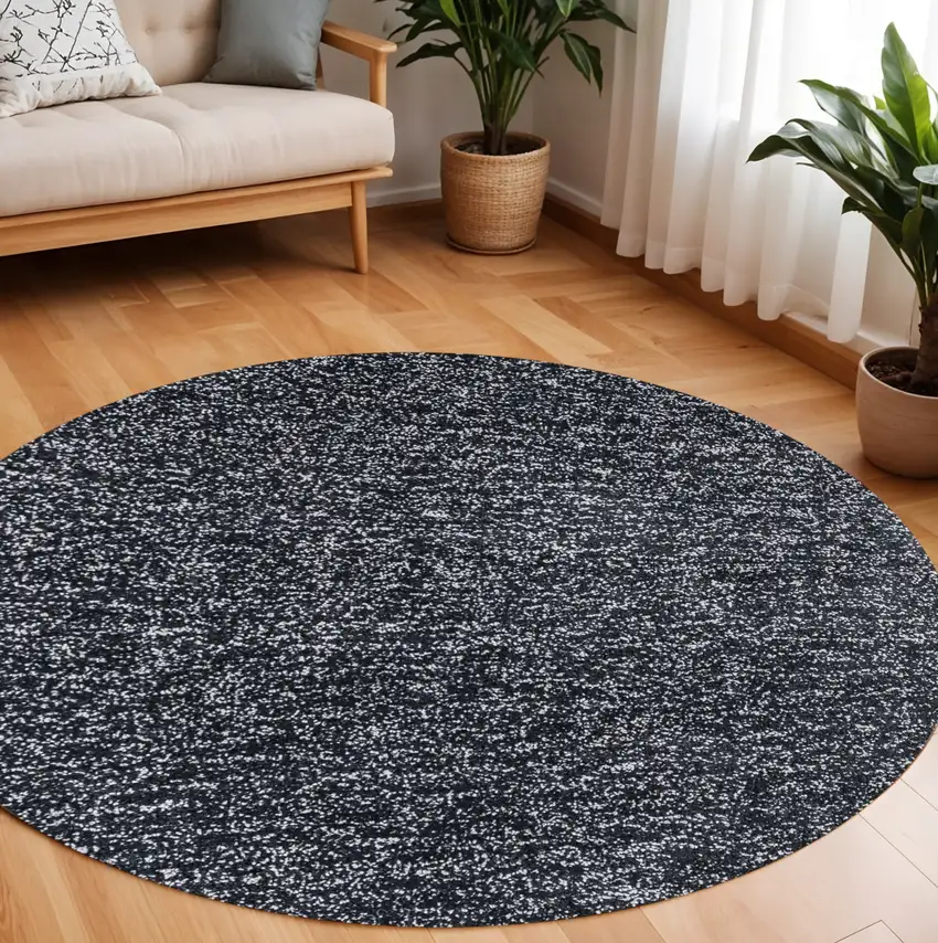 8' Black And White Hand Woven Round Rug Photo 1