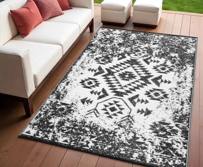 Black Indoor Outdoor Area Rug Photo 1