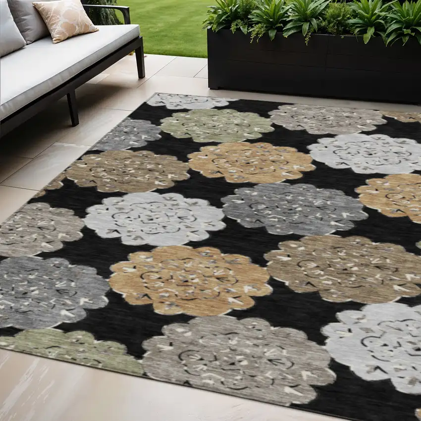 Black Ivory And Khaki Quatrefoil Washable Indoor Outdoor Area Rug Photo 1