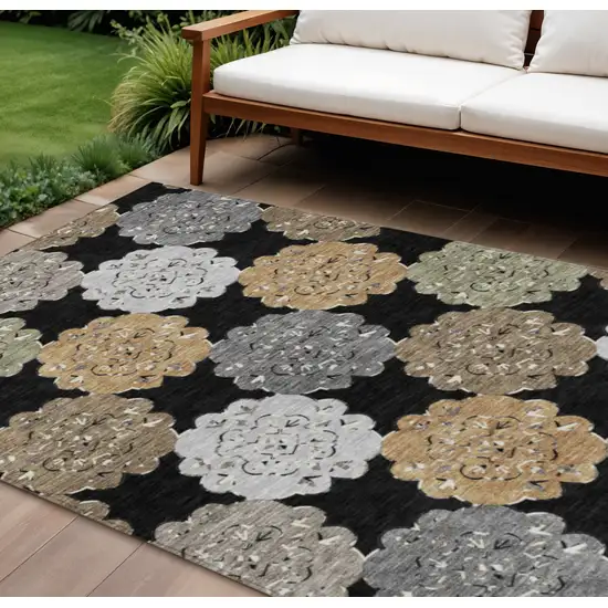 Black Ivory And Khaki Quatrefoil Washable Indoor Outdoor Area Rug Photo 1