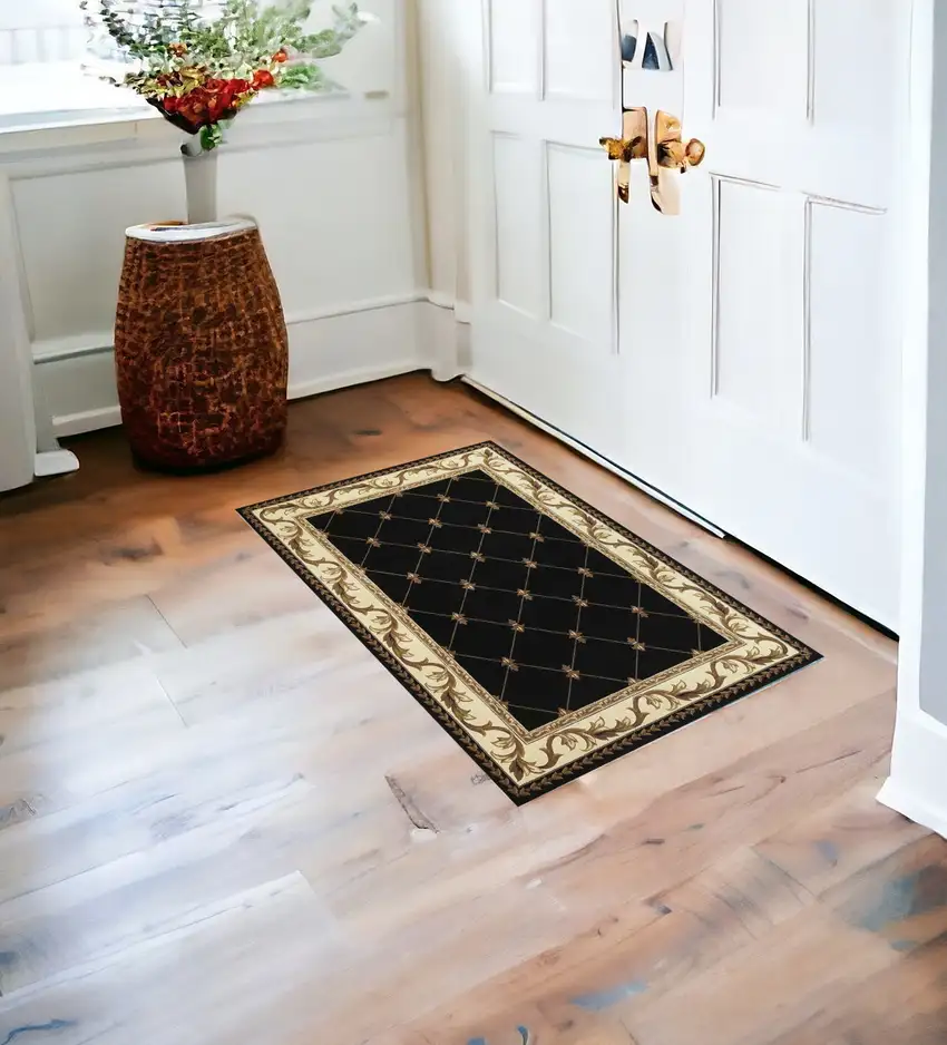 2'X3' Black Machine Woven Hand Carved Fleur De Lis Indoor Accent Rug Photo 1
