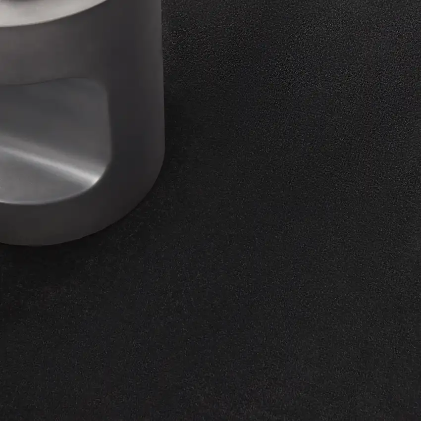 Black Round Indoor Outdoor Area Rug Photo 6