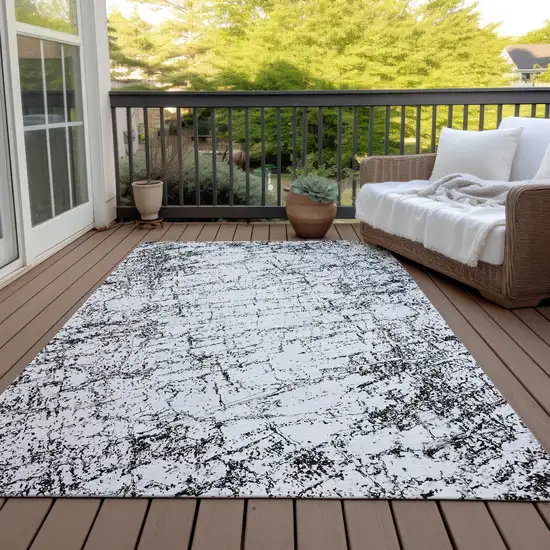 Black White And Gray Abstract Washable Indoor Outdoor Area Rug Photo 8