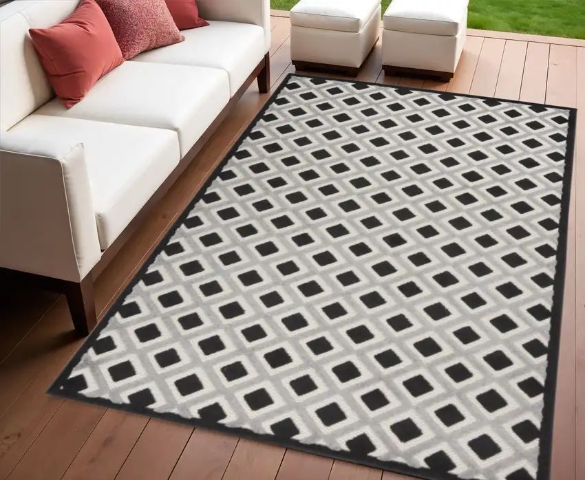 Black And White Indoor Outdoor Area Rug Photo 2