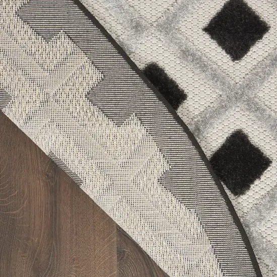 4' Black And White Round Indoor Outdoor Area Rug Photo 7