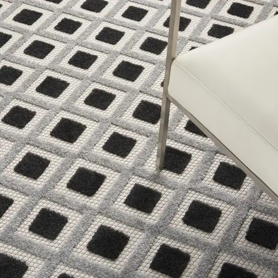 Black And White Indoor Outdoor Area Rug Photo 5