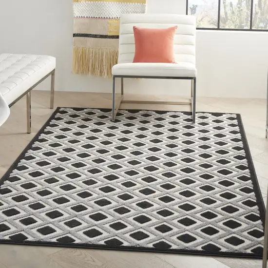 Black And White Indoor Outdoor Area Rug Photo 6