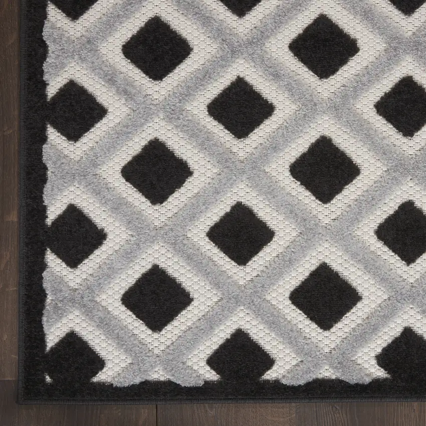 Black And White Geometric Indoor Outdoor Area Rug Photo 2