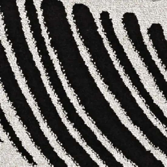 5'X8' Black White Machine Woven Uv Treated Oversized Leaves Indoor Outdoor Area Rug Photo 6