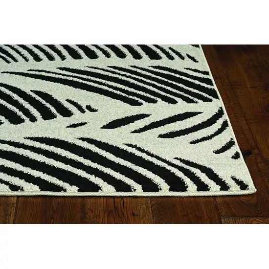 Black White Machine Woven UV Treated Tropical Palm Leaves Indoor Outdoor Accent Rug Photo 3