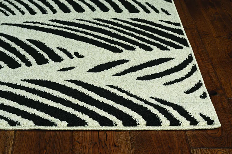 Black White Machine Woven UV Treated Tropical Palm Leaves Indoor Outdoor Accent Rug Photo 3