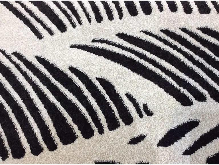 Black White Machine Woven UV Treated Tropical Palm Leaves Indoor Outdoor Area Rug Photo 2