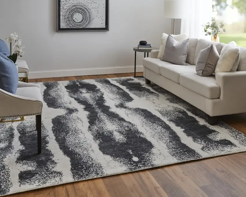 Black and Gray Abstract Hand Woven Area Rug Photo 5