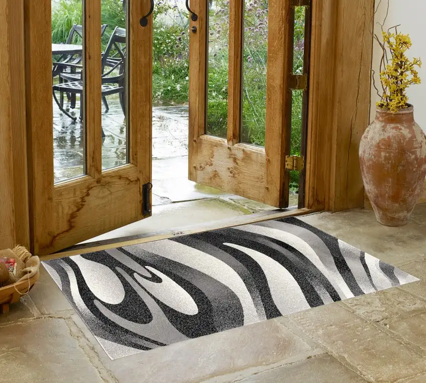 Gray Abstract Dhurrie Area Rug Photo 1