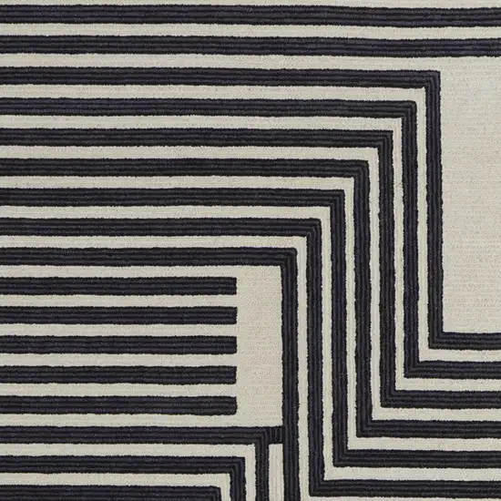 Gray And Black Abstract Geometric Hand Tufted Area Rug Photo 5