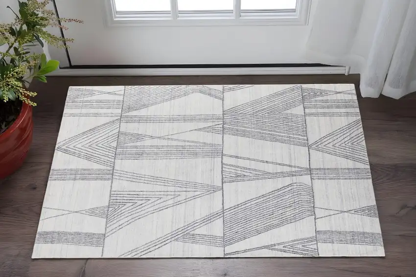 Black and Ivory Abstract Hand Woven Area Rug Photo 1