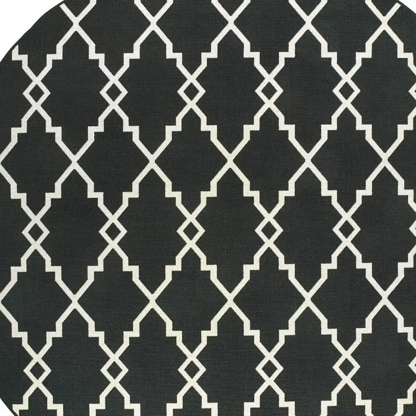 Black and Ivory Trellis Indoor Outdoor Area Rug Photo 10