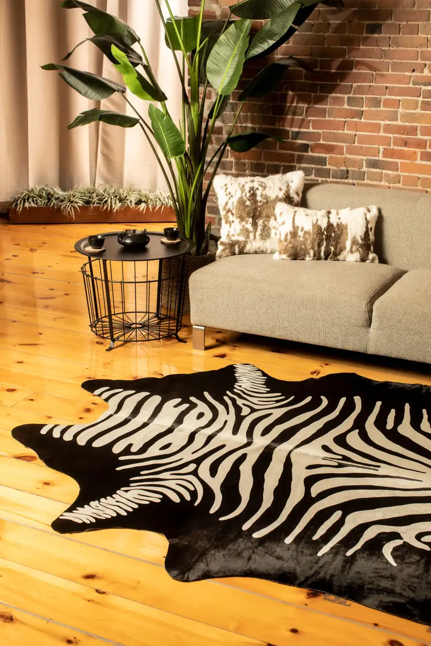 Black and Off White Cowhide Hand Knotted Area Rug Photo 7