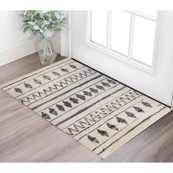 Black and Off White Geometric Shag Area Rug Photo 1