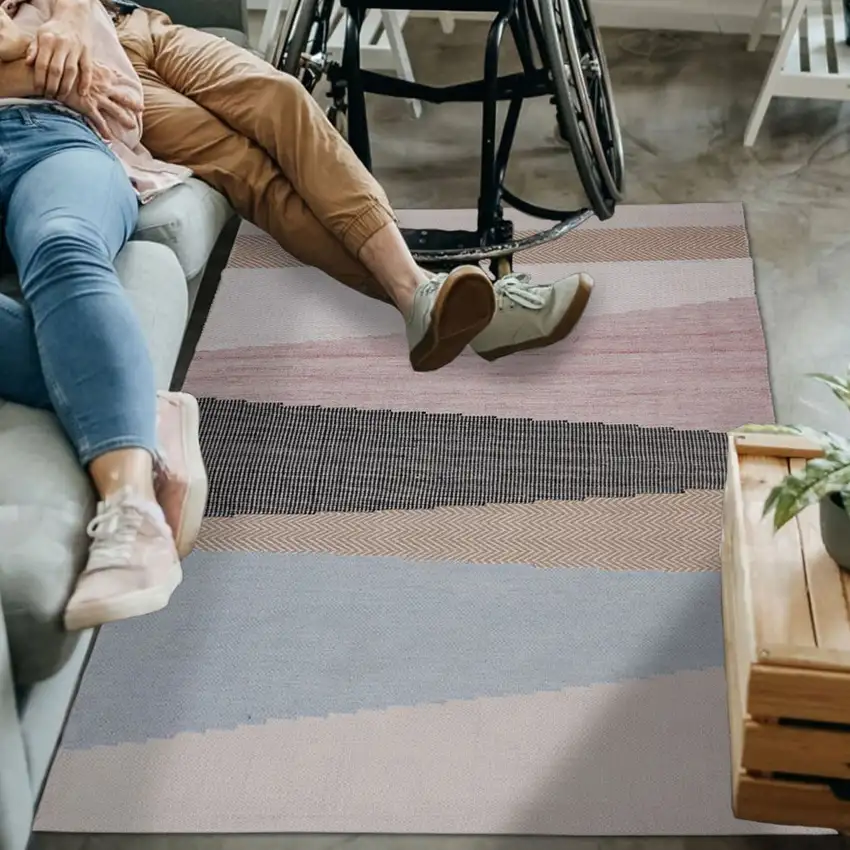 Black and Red Geometric Handmade Indoor Outdoor Area Rug Photo 6