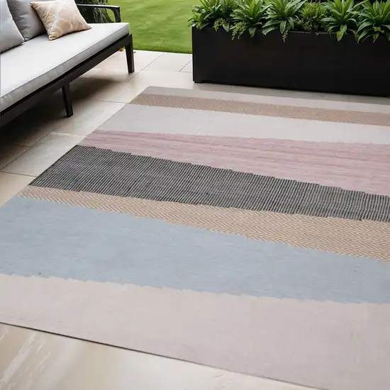 Black and Red Geometric Handmade Indoor Outdoor Area Rug Photo 1