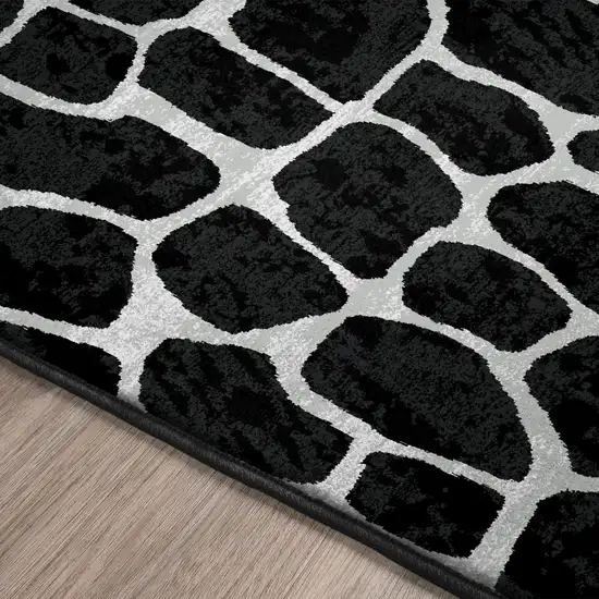 Black and White Croc Print Shag Handmade Non Skid Area Rug Photo 4