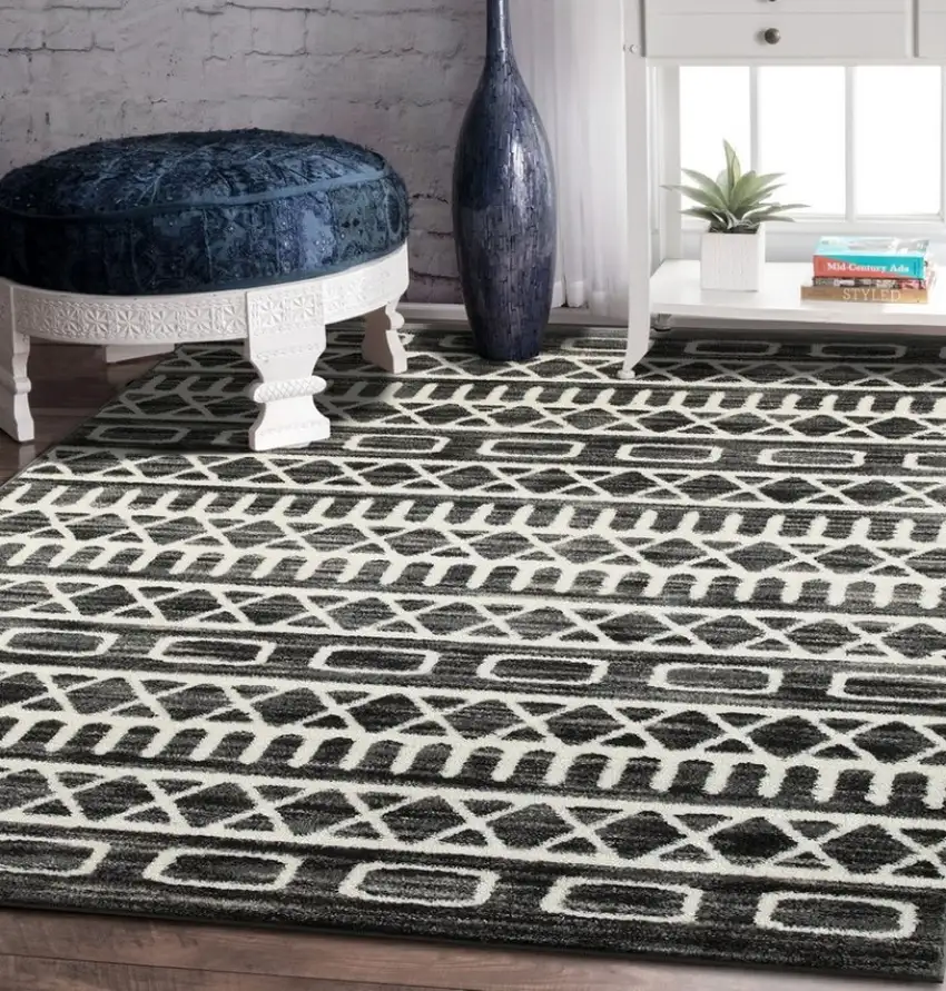 Black and White Geometric Area Rug Photo 8