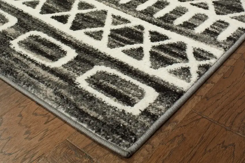 Black and White Geometric Area Rug Photo 3
