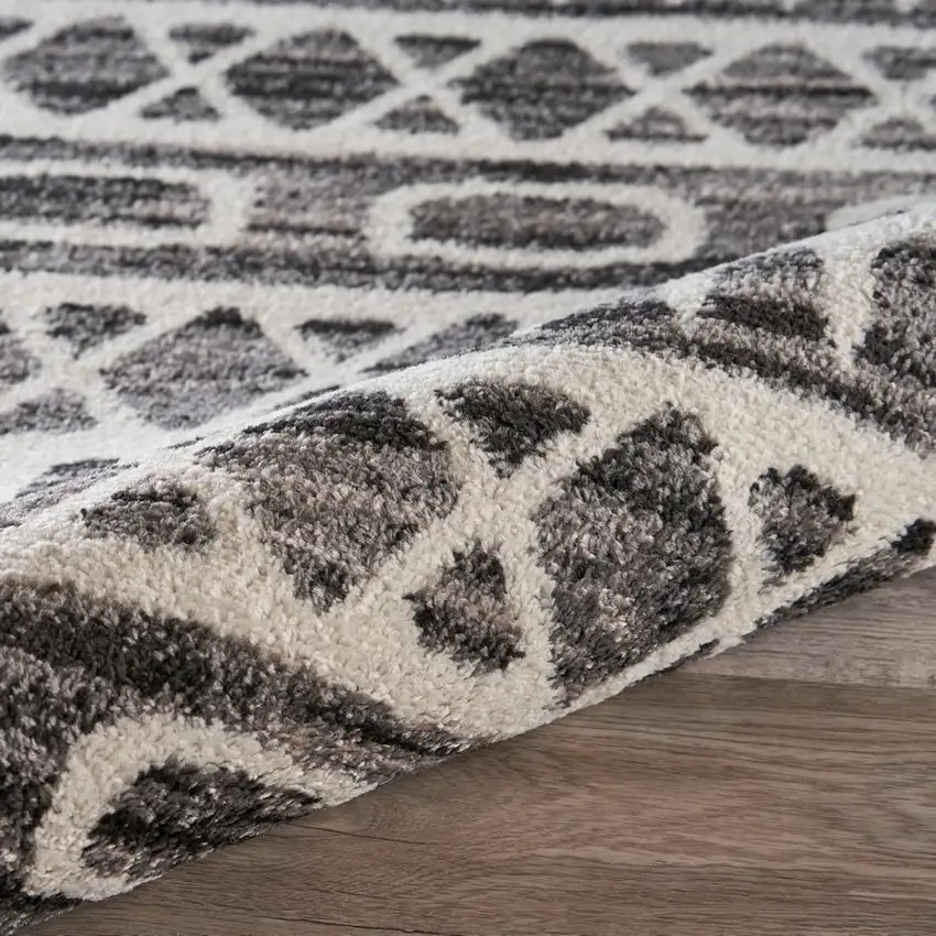 Black and White Geometric Area Rug Photo 6