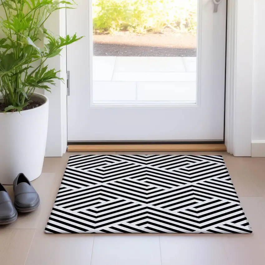 Black and White Geometric Washable Non Skid Indoor Outdoor Area Rug Photo 8