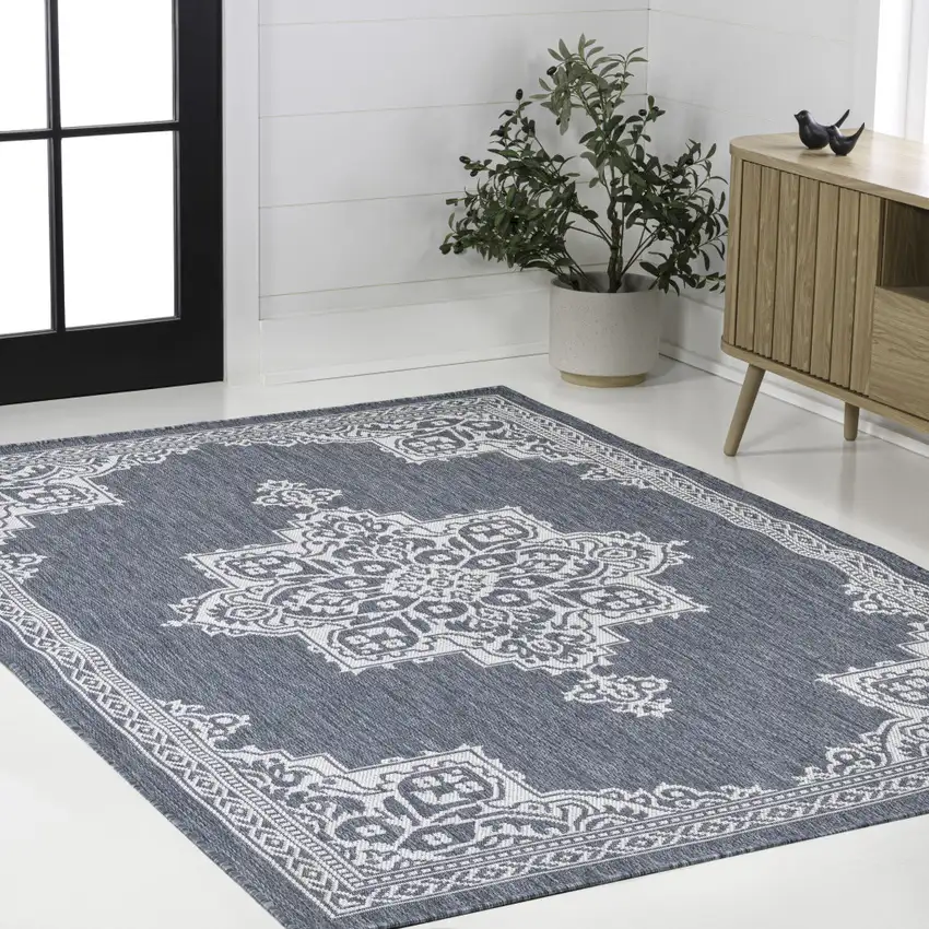 Blue And Cream Medallion Indoor Outdoor Area Rug Photo 6