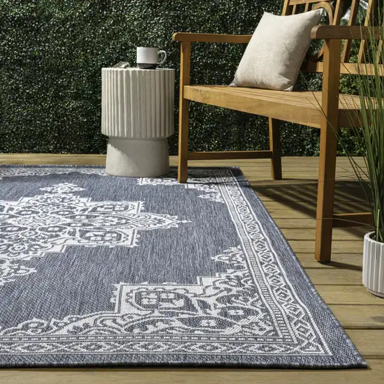 Blue And Cream Medallion Indoor Outdoor Area Rug Photo 7