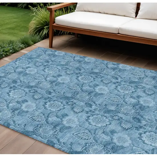 Blue And Denim Blue Floral Washable Indoor Outdoor Area Rug Photo 2