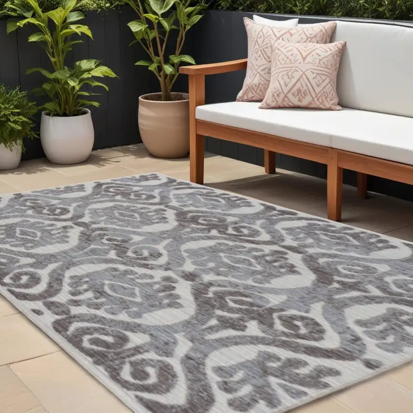 Blue And Ivory Chevron Indoor Outdoor Area Rug Photo 1