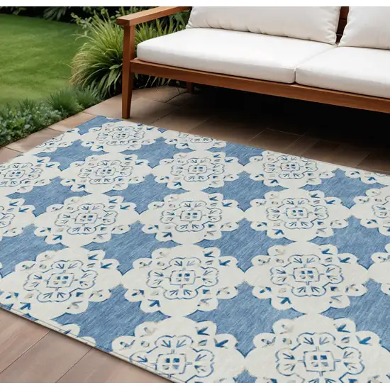 Blue And Ivory Quatrefoil Washable Indoor Outdoor Area Rug Photo 1
