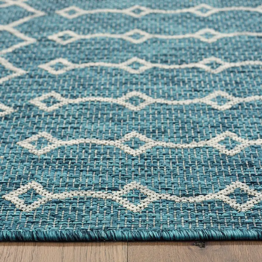 Blue Array Indoor Outdoor Area Rug Photo 3