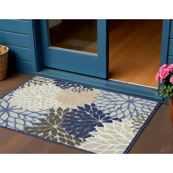 Blue Indoor Outdoor Area Rug Photo 2
