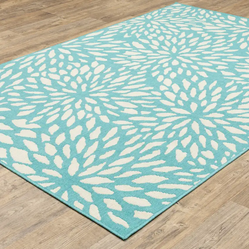 Blue Floral Stain Resistant Indoor Outdoor Area Rug Photo 5
