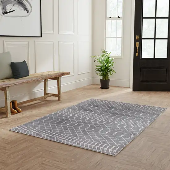 Blue Geometric Area Rug Photo 5