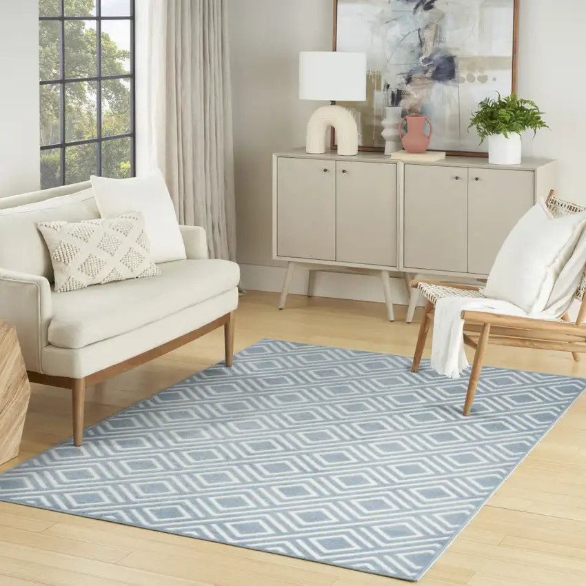 Blue Geometric Area Rug Photo 3