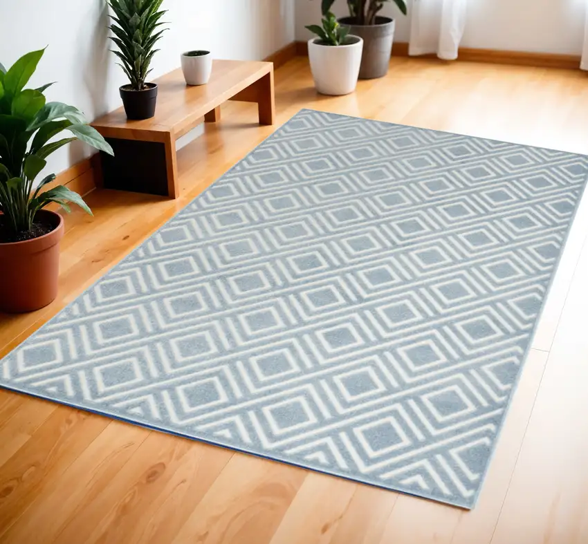 Blue Geometric Area Rug Photo 1