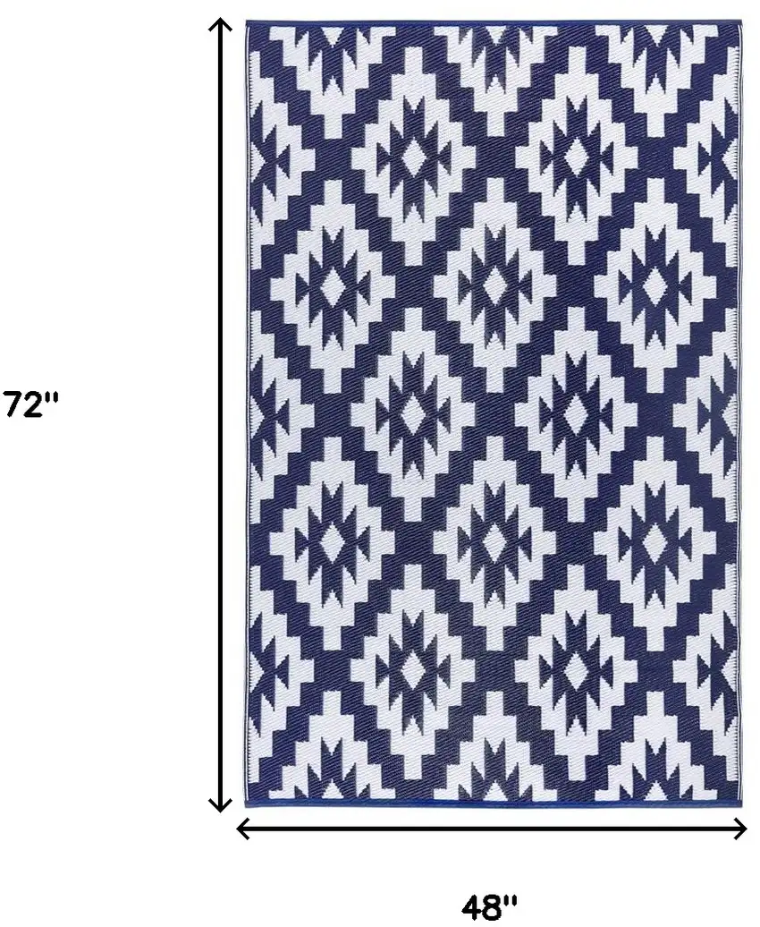 Blue Geometric Indoor Outdoor Area Rug Photo 3
