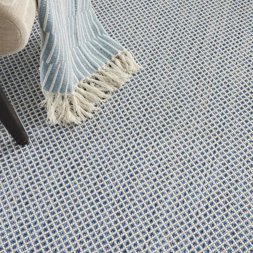 Blue Geometric Power Loom Area Rug Photo 5